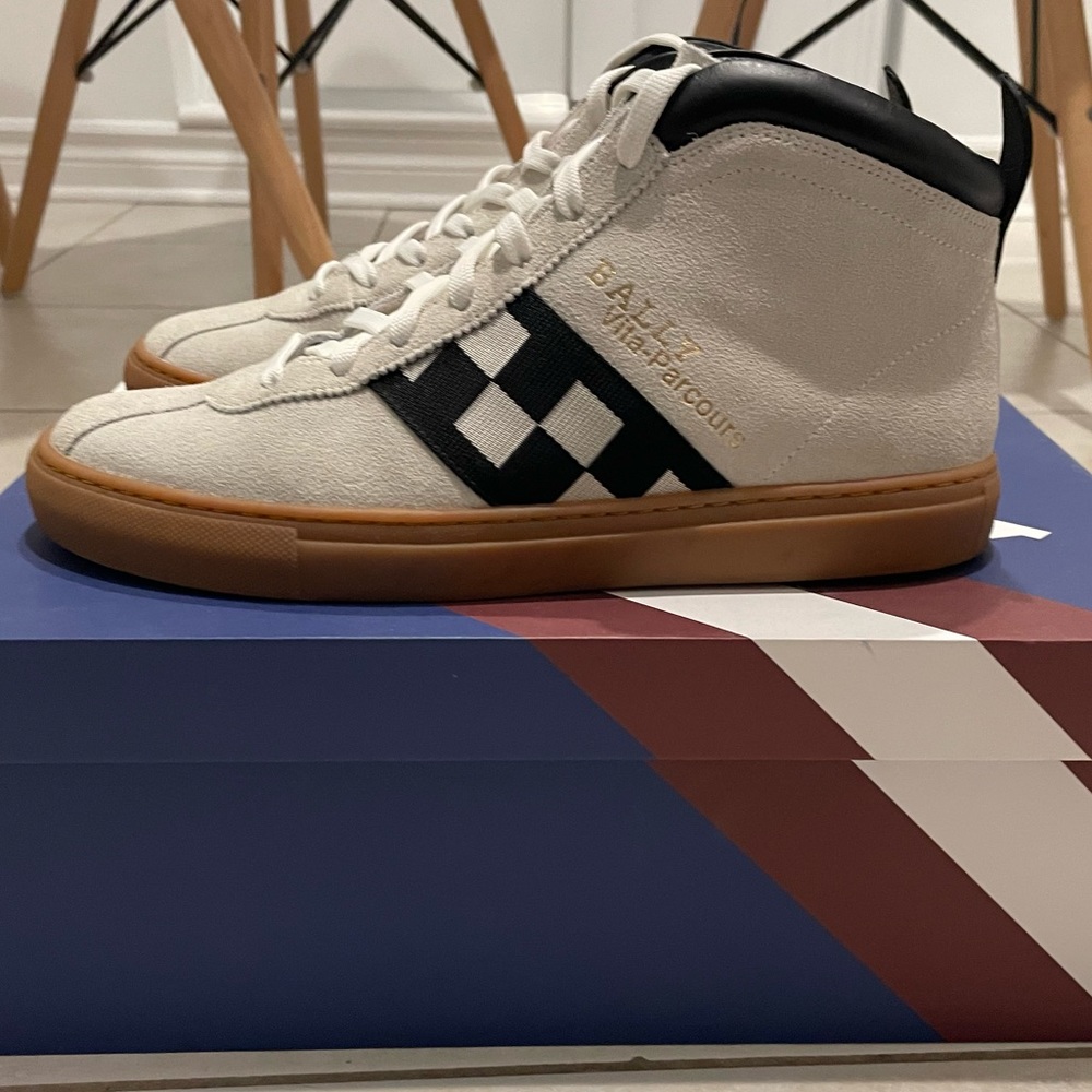 Bally Mens Hightop sneakers, Brand new, size 8.5